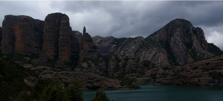 Los Mallos de Ligüerri