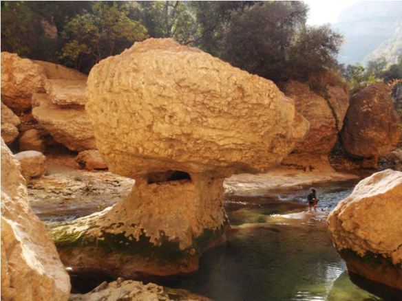 Robert “buscando setas” en los Oscuros del Vero