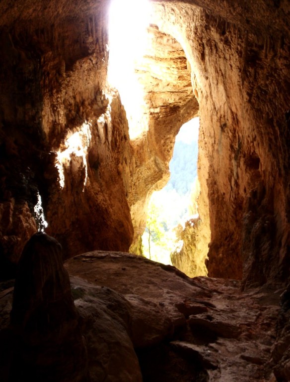 La Cueva de Lucien Briet