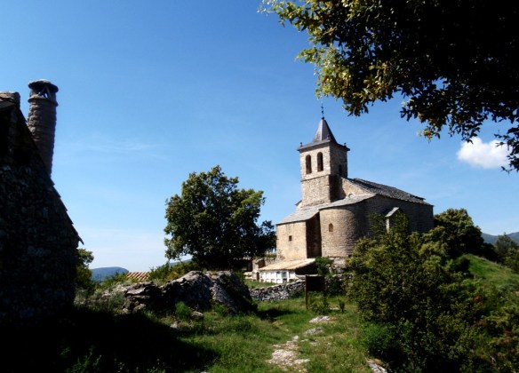La iglesia de San Esteban de Almazorre