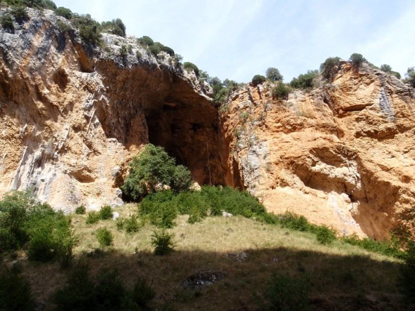 La Cueva de los Cazadores