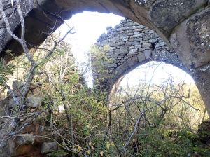 Las ruinas de la ermita